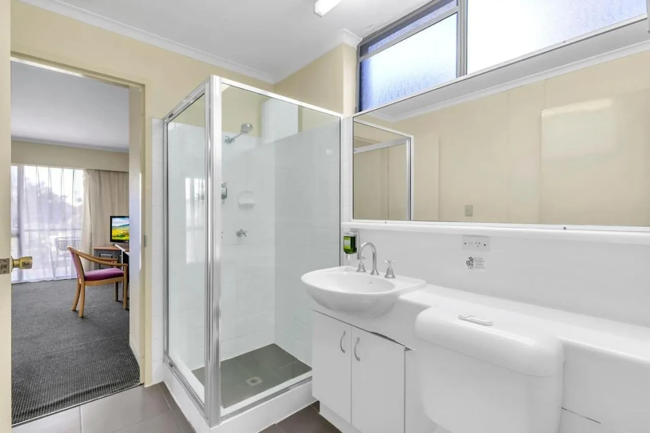 Spacious Room Ideal For Biz And Leisure Brisbane Hotel